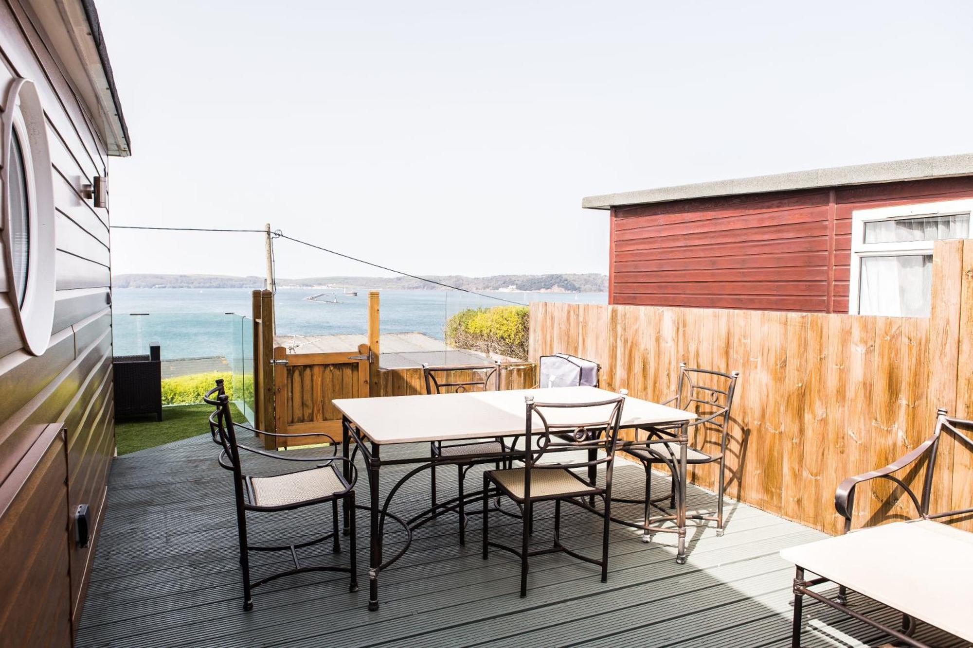 2 Bedroom Chalet With Sea Views Plymouth Exterior foto